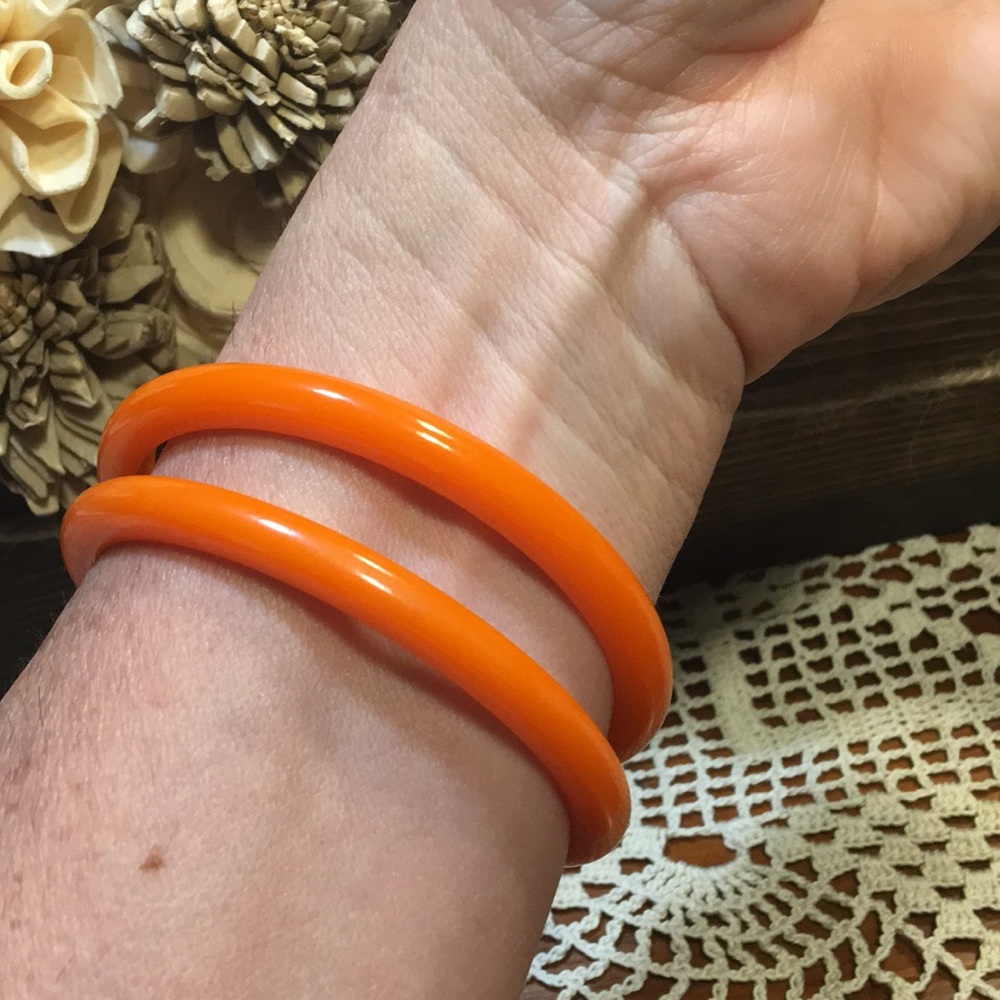 Bakelite Bangle Bracelets - image 5